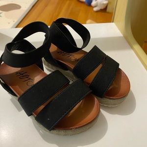 Black Platform Sandals